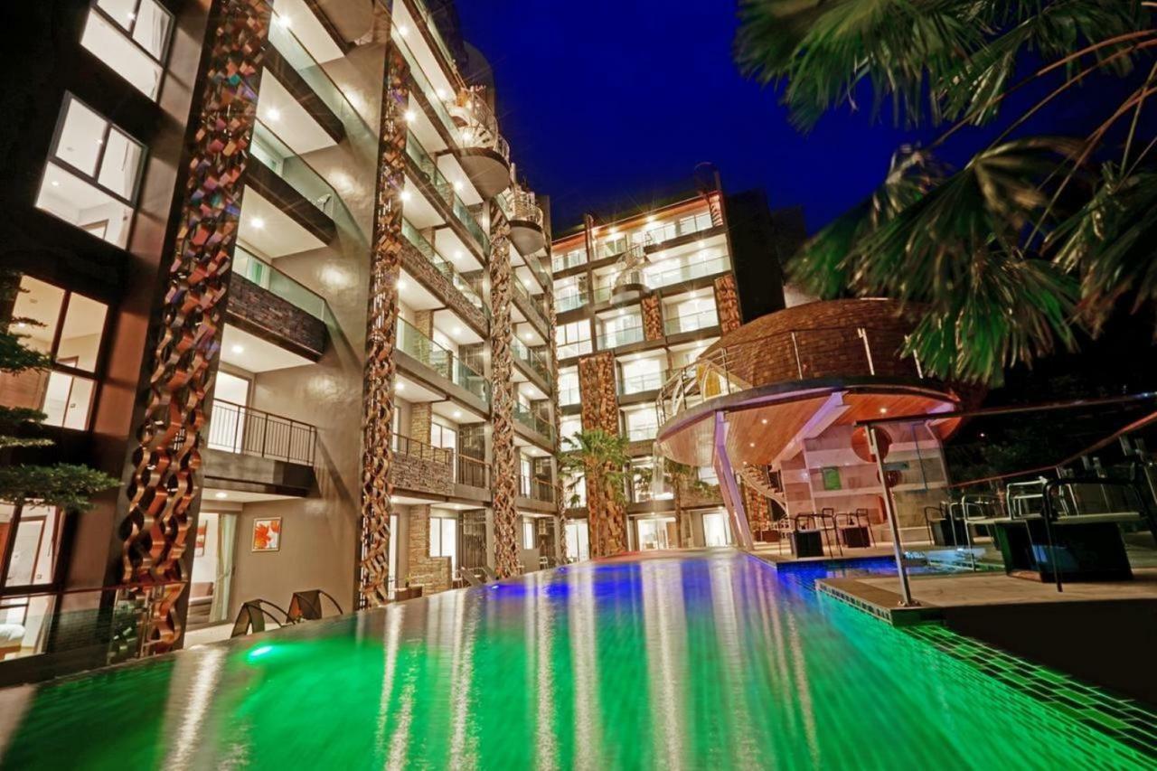 Emerald Terrace Patong Esterno foto